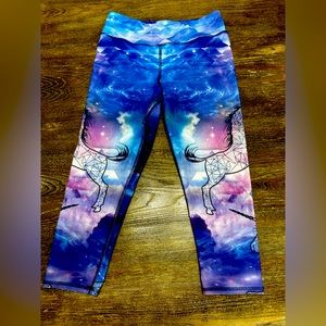 Evolution and Creation Active Leggings (Capri) Unicorn